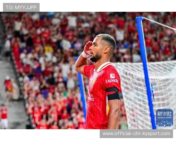 利物浦加克波反越位插上补射制胜球迷欢声雷动